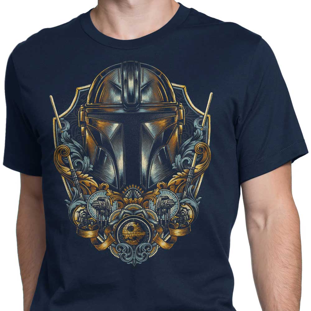 Hunter's Emblem - A Stylish Collection of Men's Apparel T-Shirts