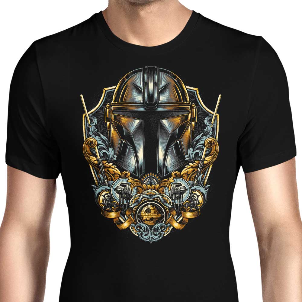 Hunter's Emblem - A Stylish Collection of Men's Apparel T-Shirts