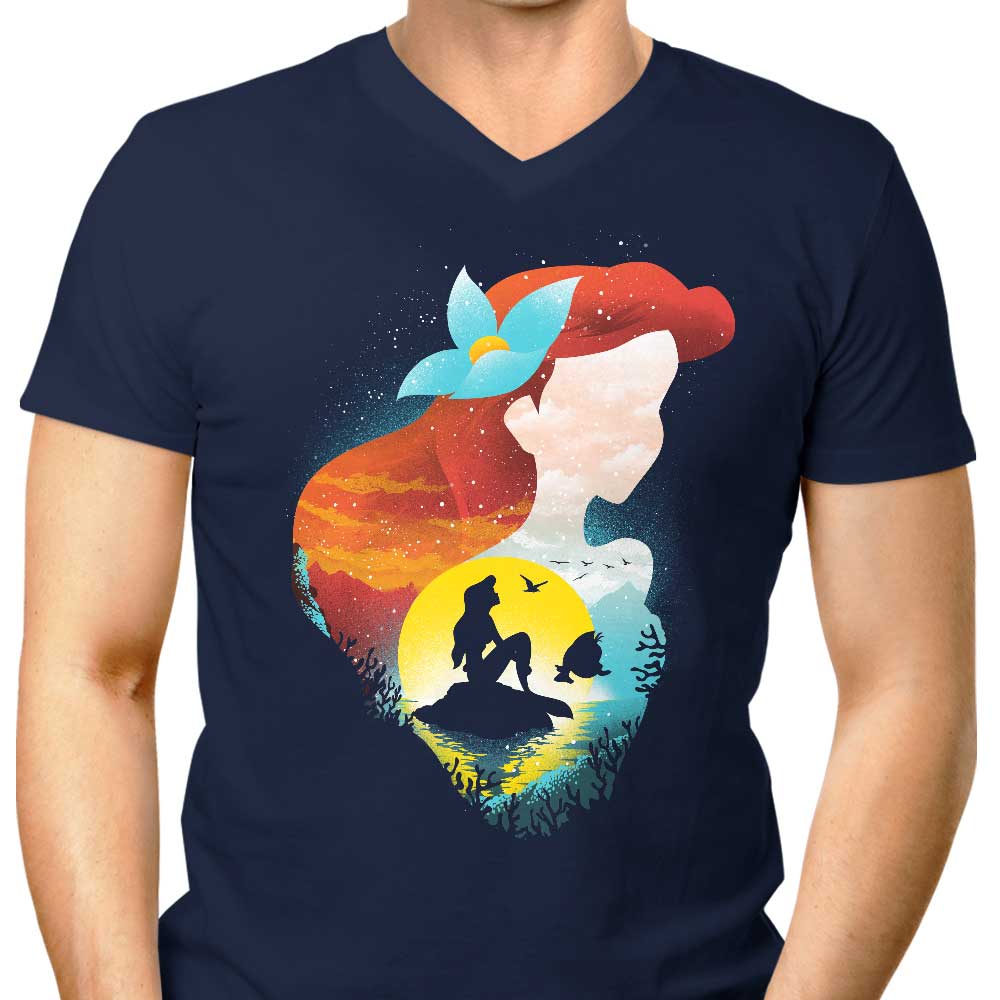 Men's Stylish V-Neck T-Shirt with Sea Princess Silhouette Design