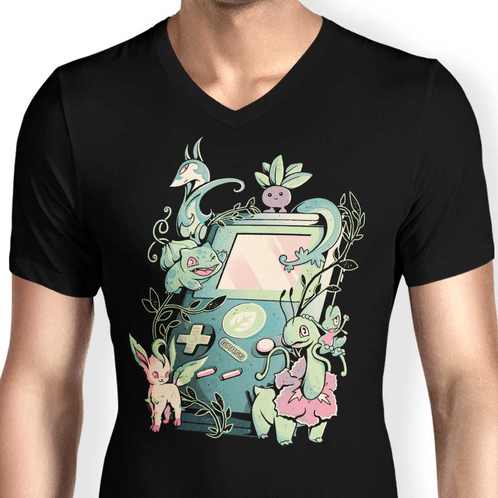 Men's V-Neck Grass-themed Game T-shirt