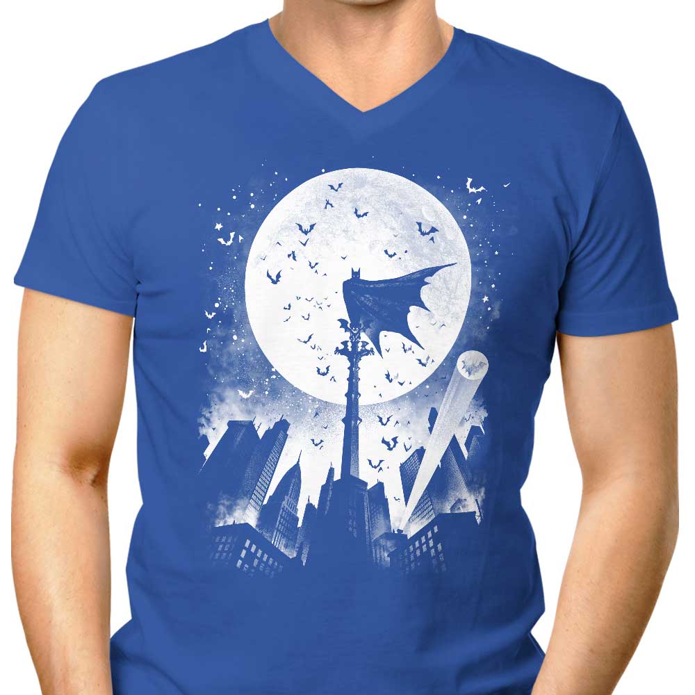 Men's Stylish V-Neck T-Shirt with Caped Silhouette Design