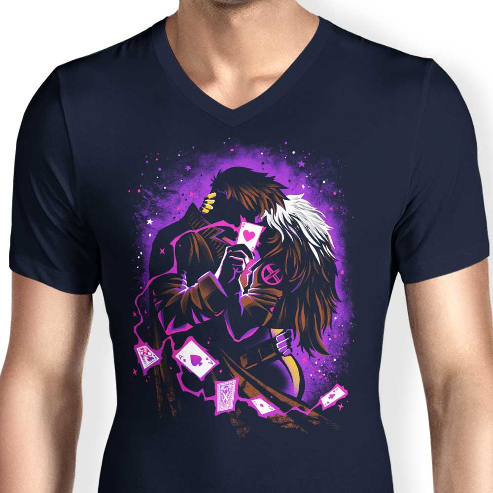Alemaglia Men's Fashionable V-Neck Kinetic Kiss T-Shirt