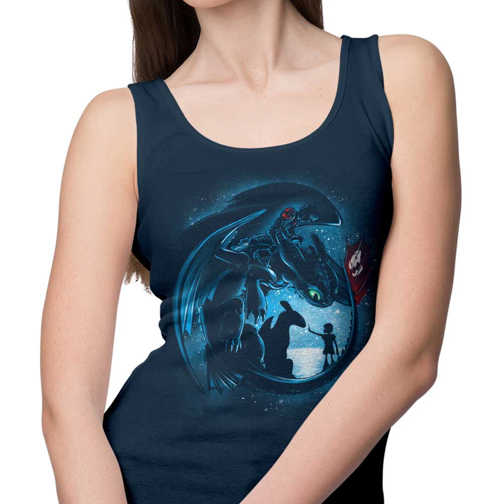 Alemaglia's Stylish 'Yesterday and Tomorrow' Tank Top