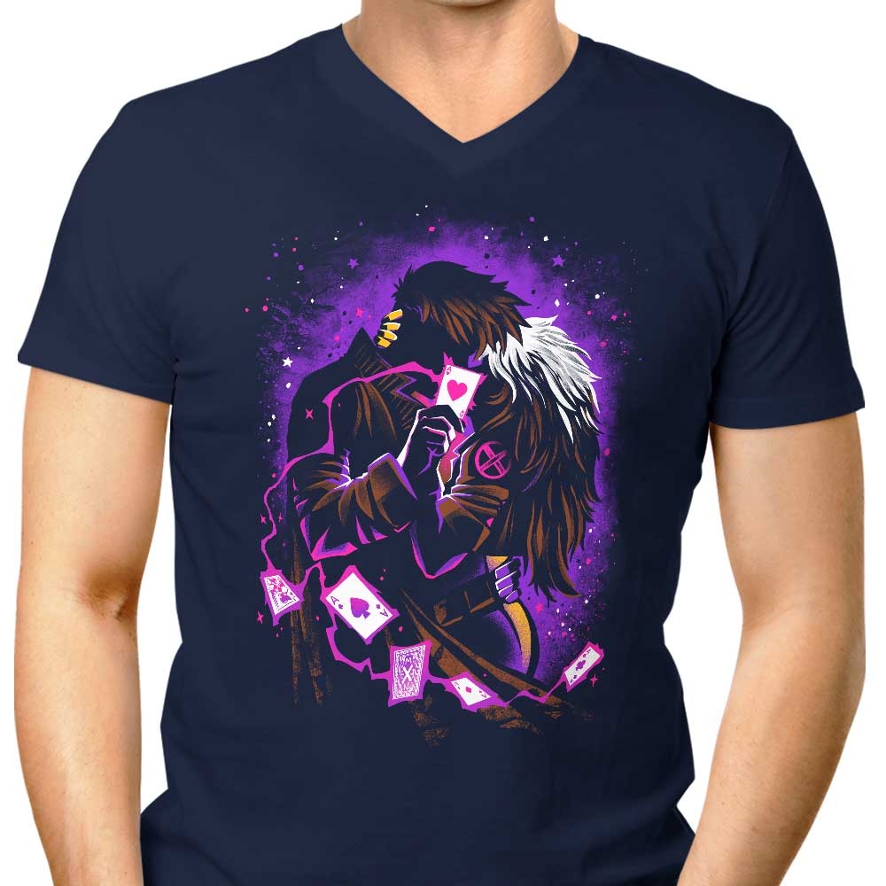 Alemaglia Men's Fashionable V-Neck Kinetic Kiss T-Shirt